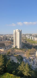 אליעזר שילוני 10, ירושלים