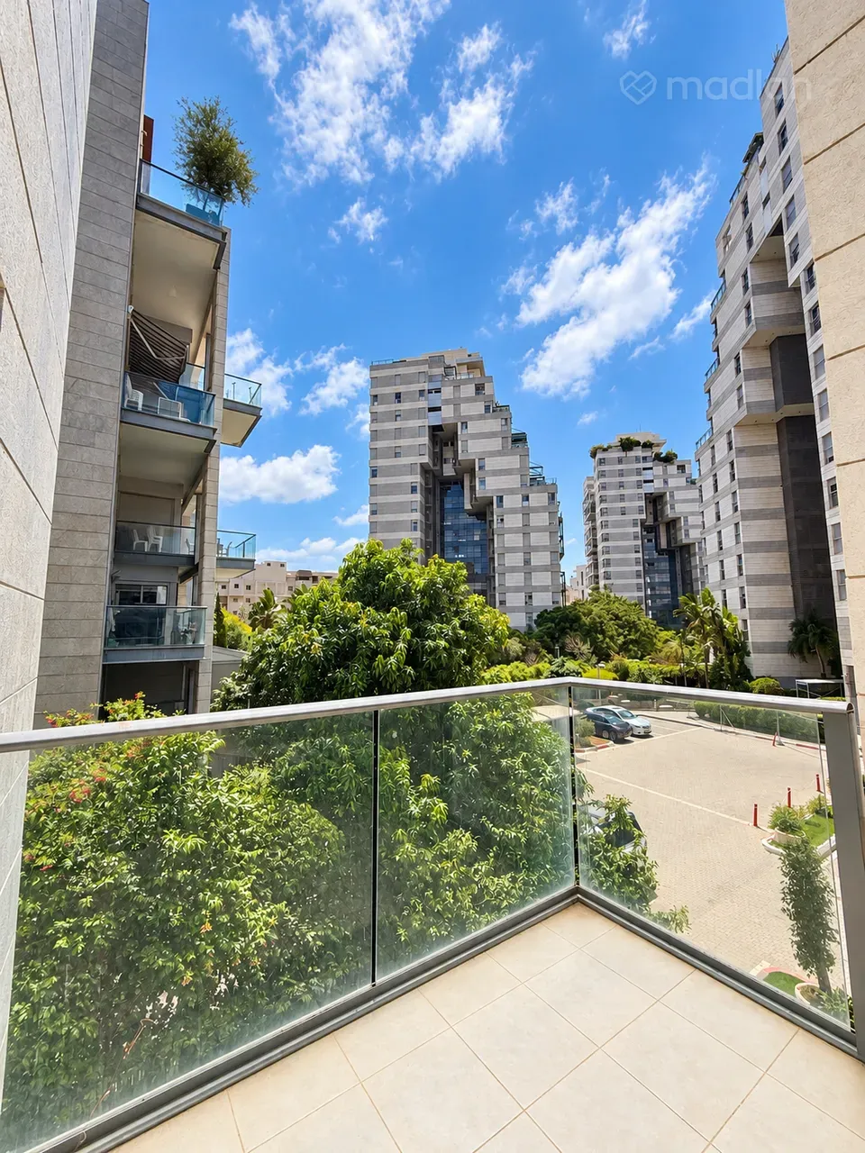 תמונה ממדלן – 5 חדרים • 3,749,000 ₪, בורוכוב 79, נווה דוד רמז, רעננה (1)