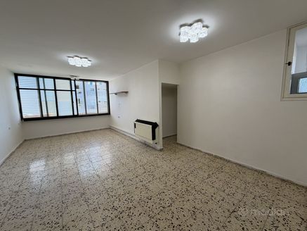 אברבנאל 17, ראשון לציון