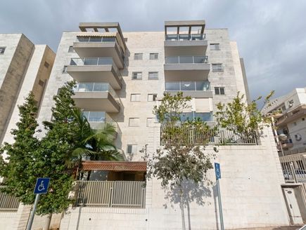נחום שריג 9, באר שבע