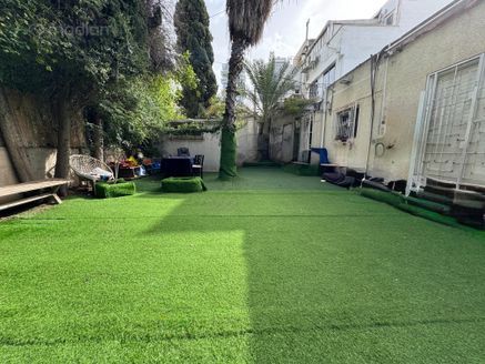 הרב פרידמן 15, תל אביב יפו