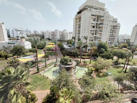 התזמורת 5, ראשון לציון