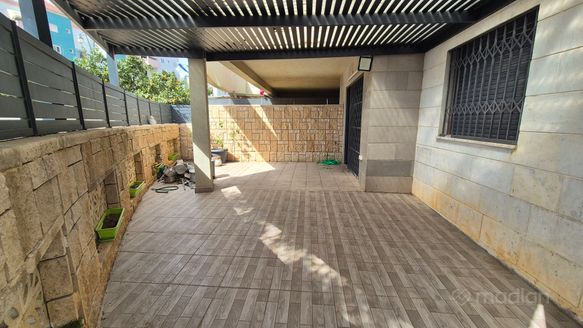 עמק יזרעאל 11, אשקלון