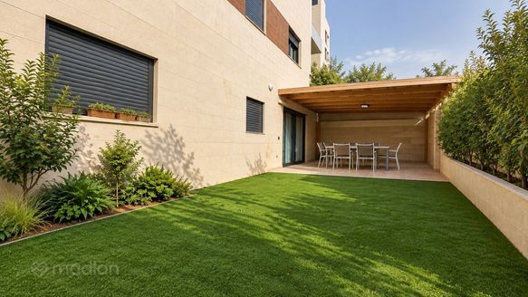 נעמי שמר 11, רעננה