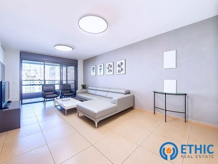 סוסנובסקי 1, כפר סבא