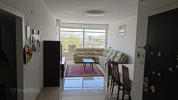 קרל נטר 1, ראשון לציון