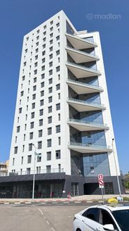 הרצל 57, עכו
