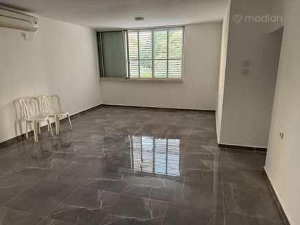 שמואל שרירא 1, ראשון לציון