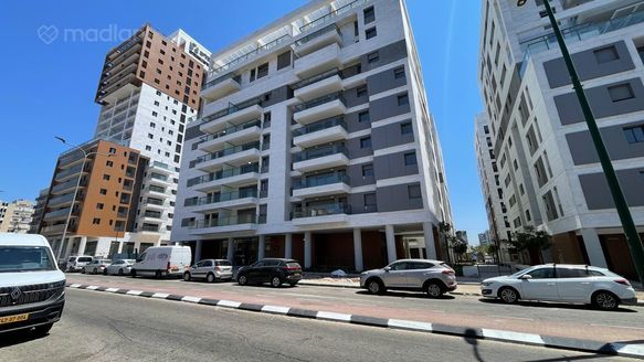 זלמן שניאור 20, נתניה