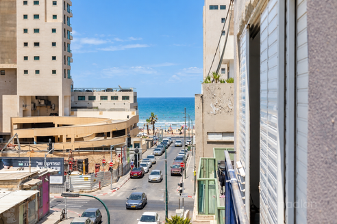 הרב קוק 5, תל אביב יפו