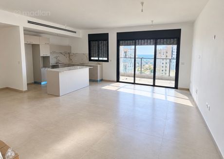 איתמר בן אבי 38, נתניה