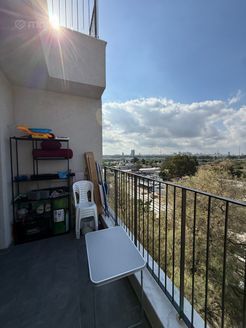 משגב עם 4, תל אביב יפו