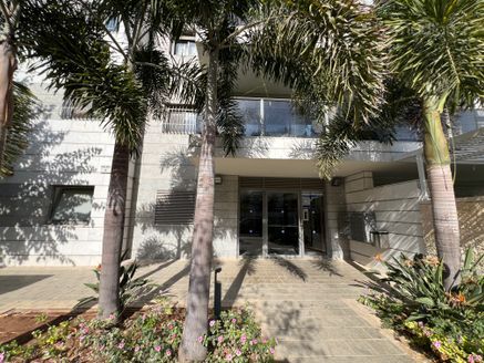 נילס בוהר 35, ראש העין