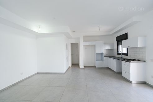 לבונה 15, אור עקיבא