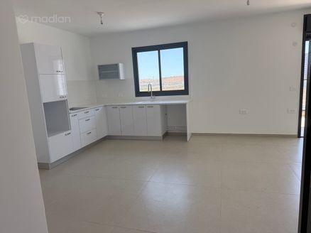 יפה ירקוני 10, אור יהודה