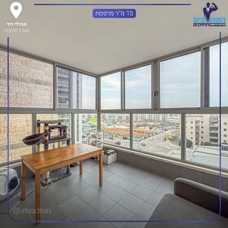 קטיף 32, נתיבות