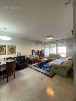שבטי ישראל 32, קרית ביאליק