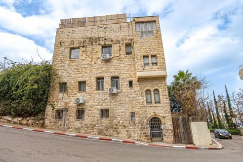 יחיאל 27, חיפה