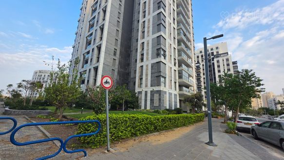 יצחק שמיר 10, גבעת שמואל