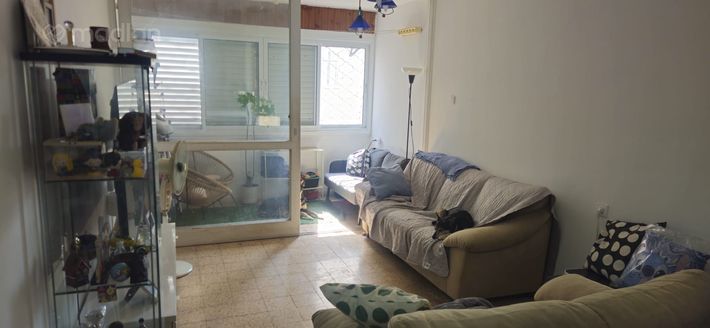 קדיש לוז 28, קרית מוצקין