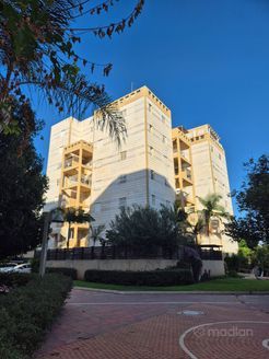 הר הצופים 29, רחובות