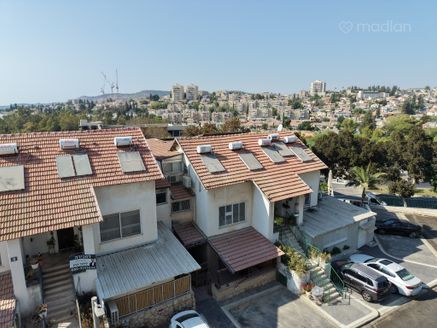 שמואל גונן 13, בית שמש