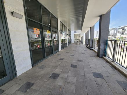 האישה העברייה 2, קרית גת