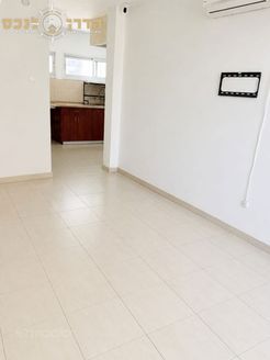 אבן גבירול 26, אשדוד