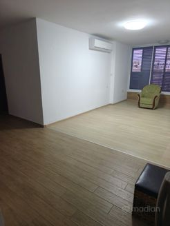 הנביאים 9, בת ים