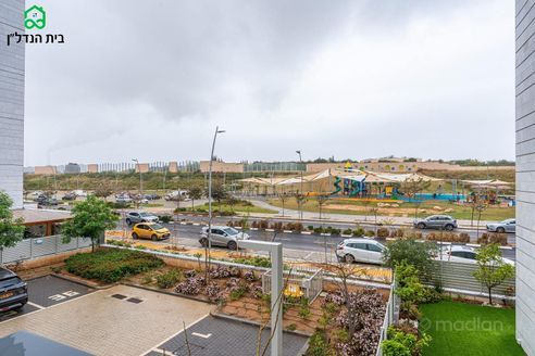 דוד המלך 46, אור עקיבא