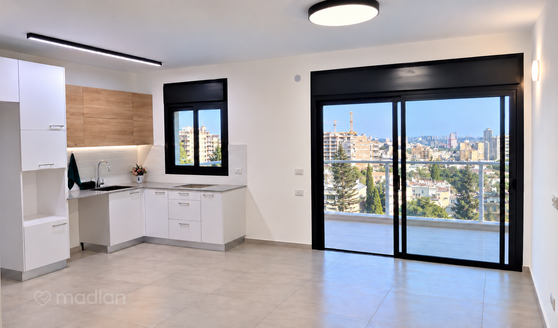 כצנלסון 43, בת ים