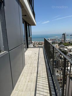 אחד העם 1, חיפה