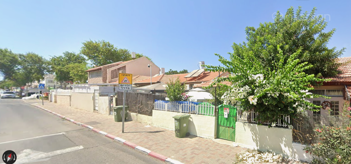 מבצע סיני 66, חולון