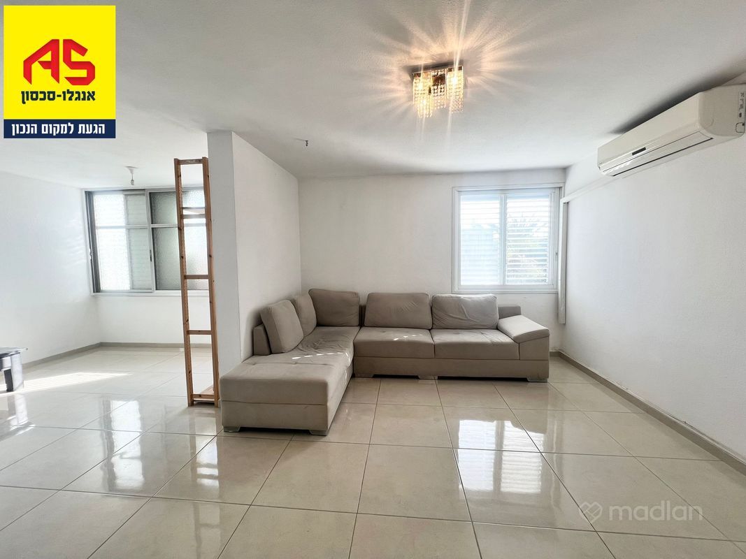 בן צבי , נאות שקד, נתניה