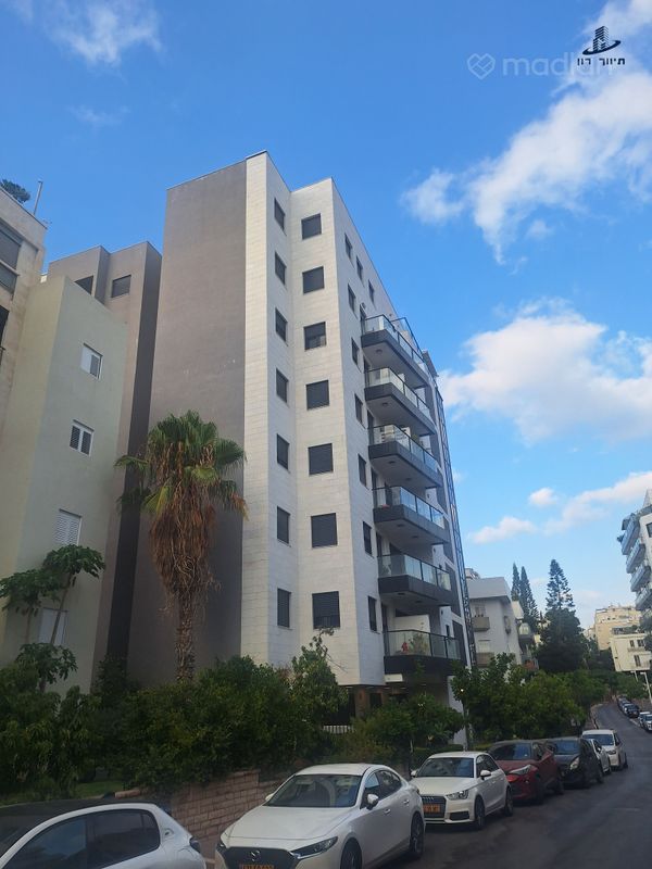 בורוכוב, גבעתיים