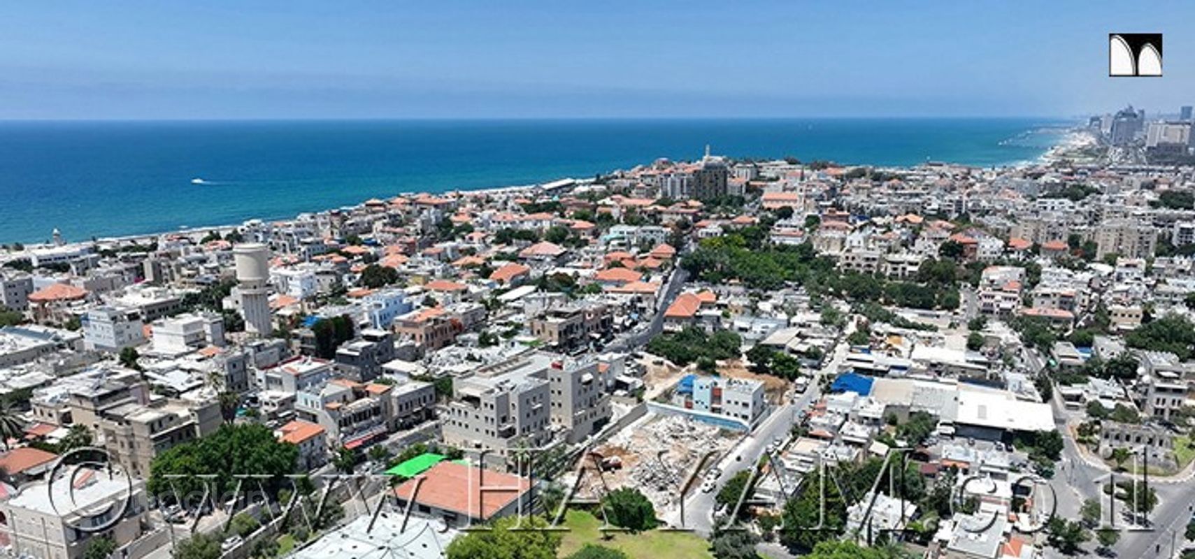מעפילי סלואדור , צהלון ושיכוני חסכון, תל אביב יפו