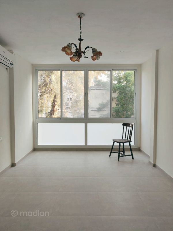 יאיר 8, מרכז העיר, קריית אתא