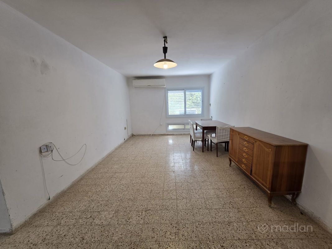 רחבת צפת 22, שכונה ט, באר שבע