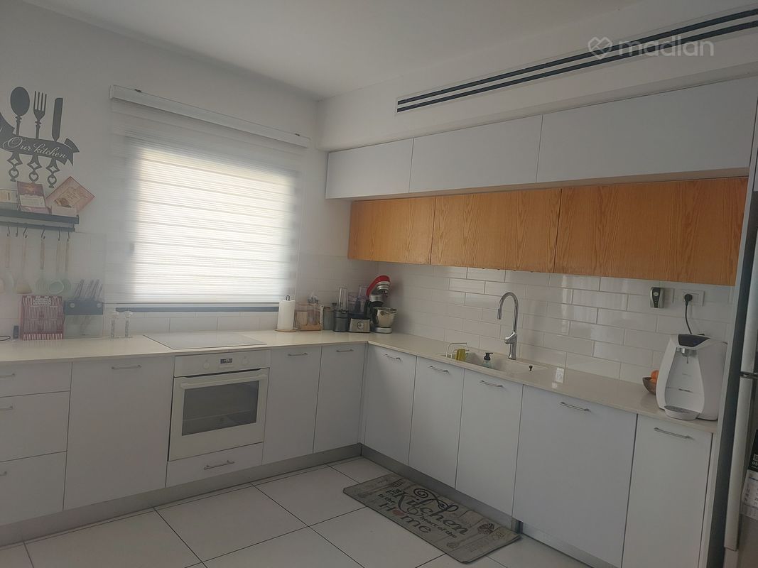 דליה רביקוביץ 5, פסגות אפק, ראש העין