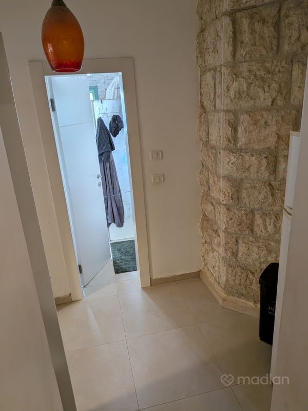אליעזר קשאני 19, ארמון הנציב, ירושלים