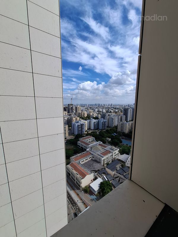 השבטים 16, רמת הנשיא, בת ים