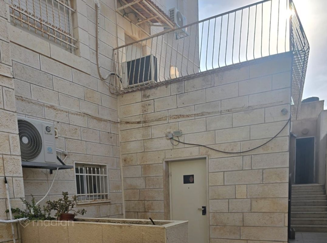 יהלום 24, הר שמואל, גבעת זאב
