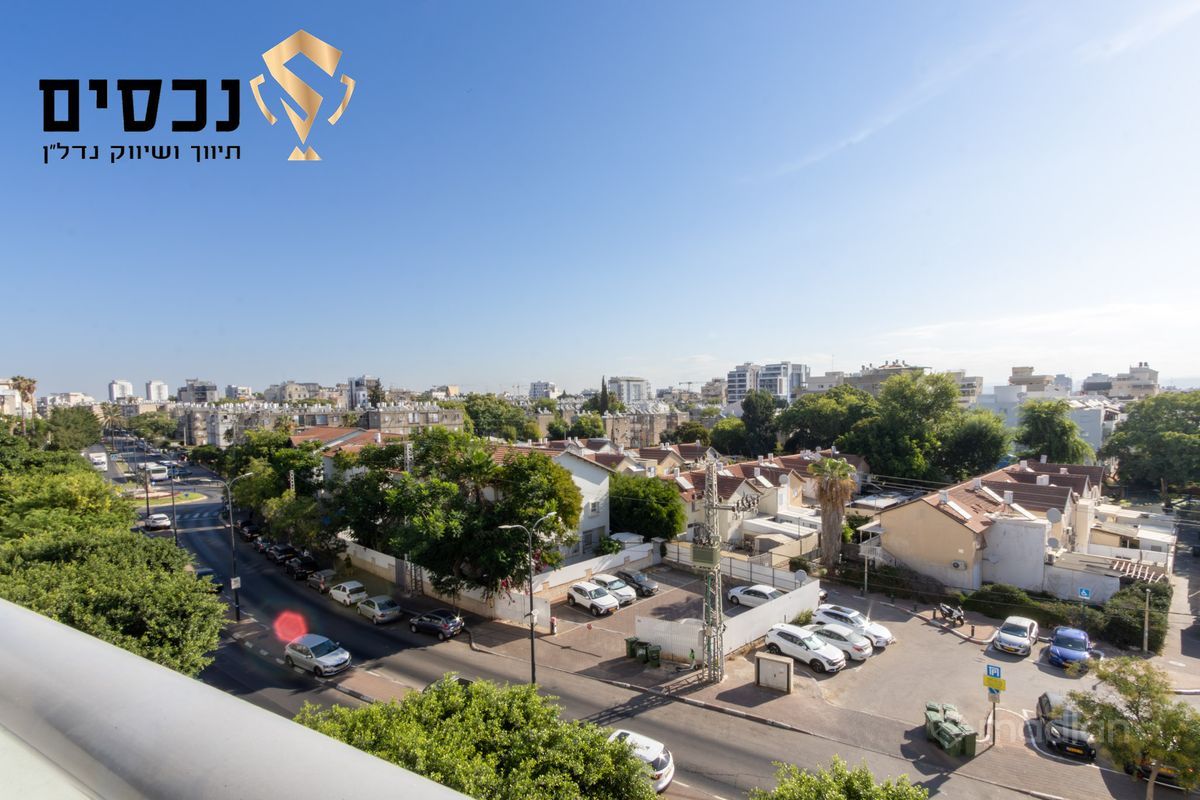 שפרינצק 32, אחדות, פתח תקווה