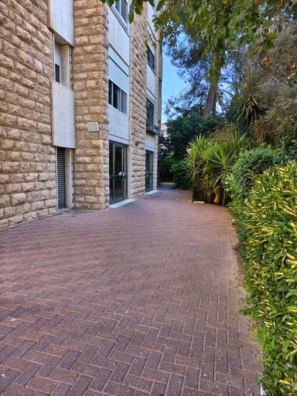שדרות הרצל 112, בית הכרם, ירושלים
