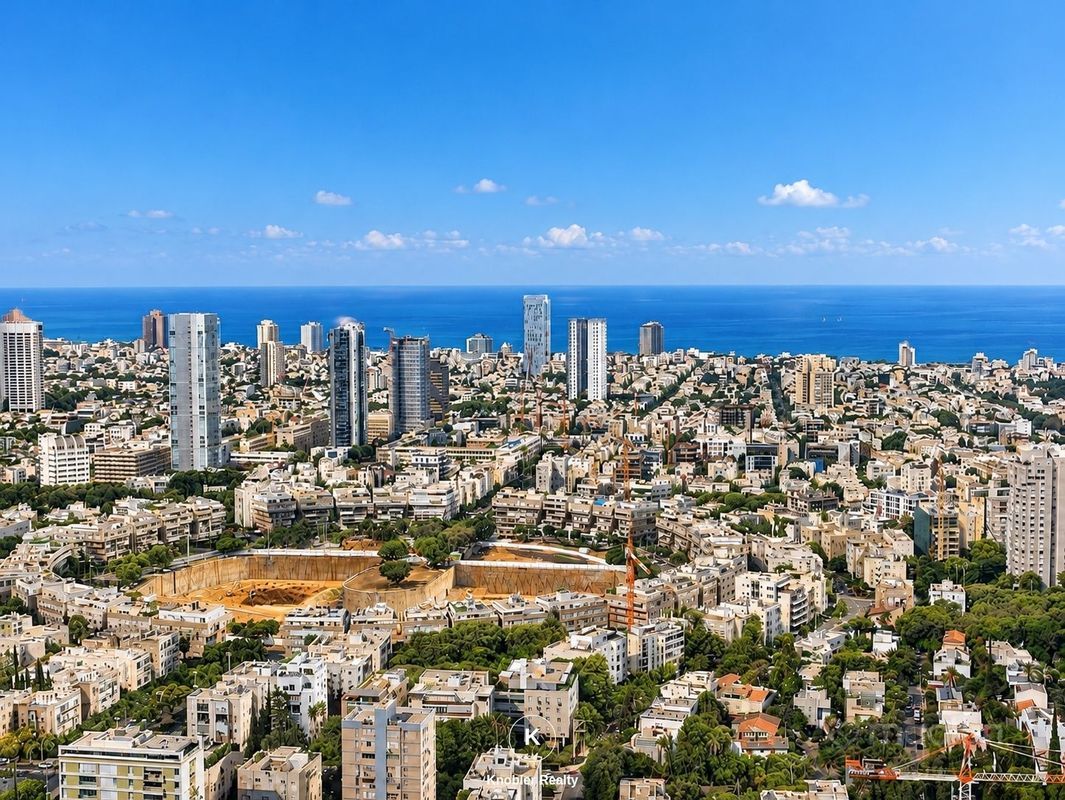 ניסים אלוני 2, פארק צמרת, תל אביב יפו