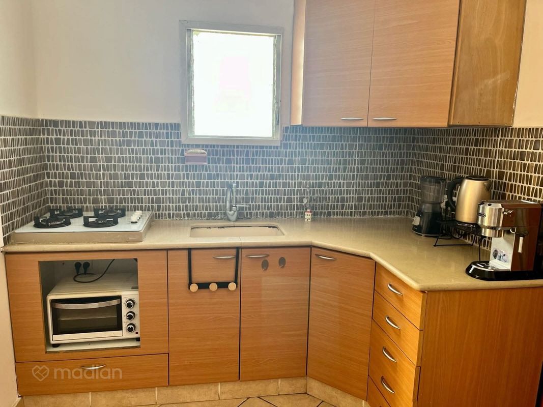 דנין 23, מרכז העיר, בת ים
