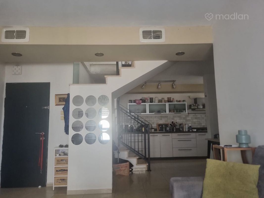 הקטיף 9, נוה פרדסים, פרדס חנה כרכור