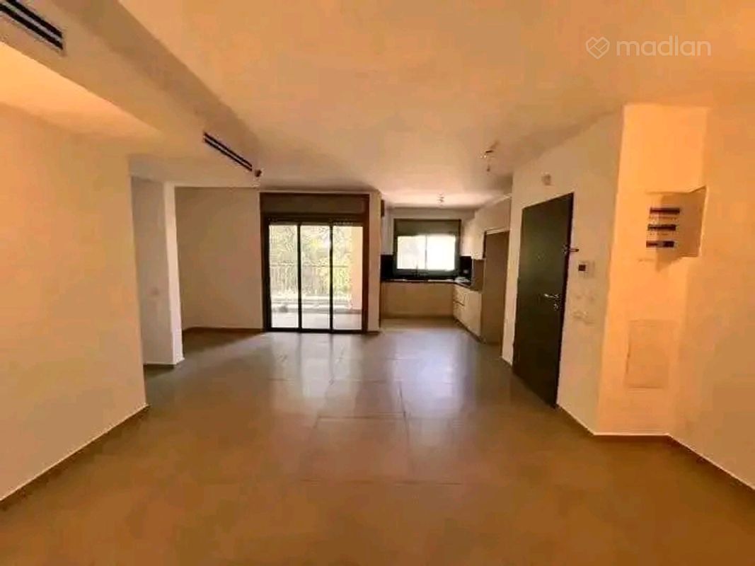 חנקין 37, אגרובנק, חולון