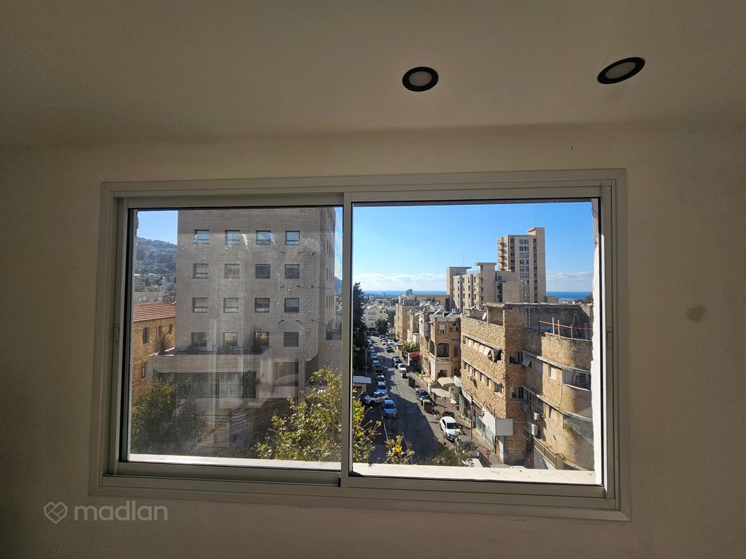 אבן סינא , הדר הכרמל, חיפה