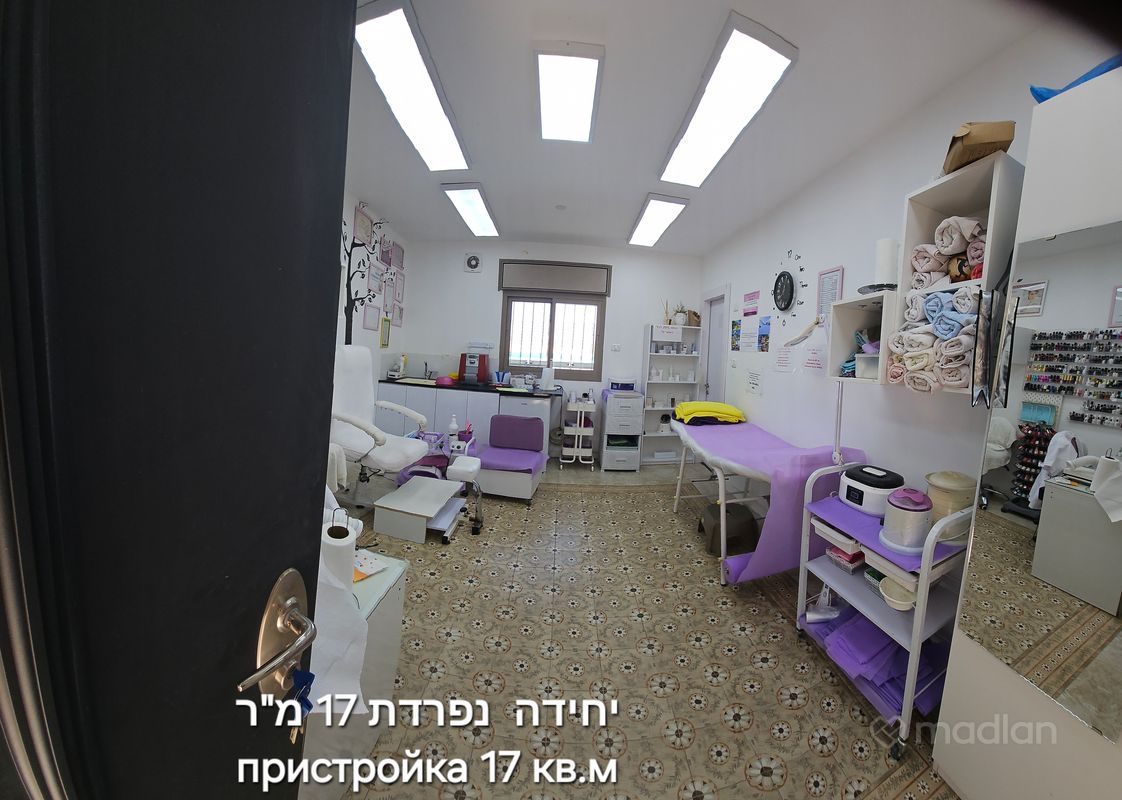 איבי הנחל 13, מגדים, מעלה אדומים